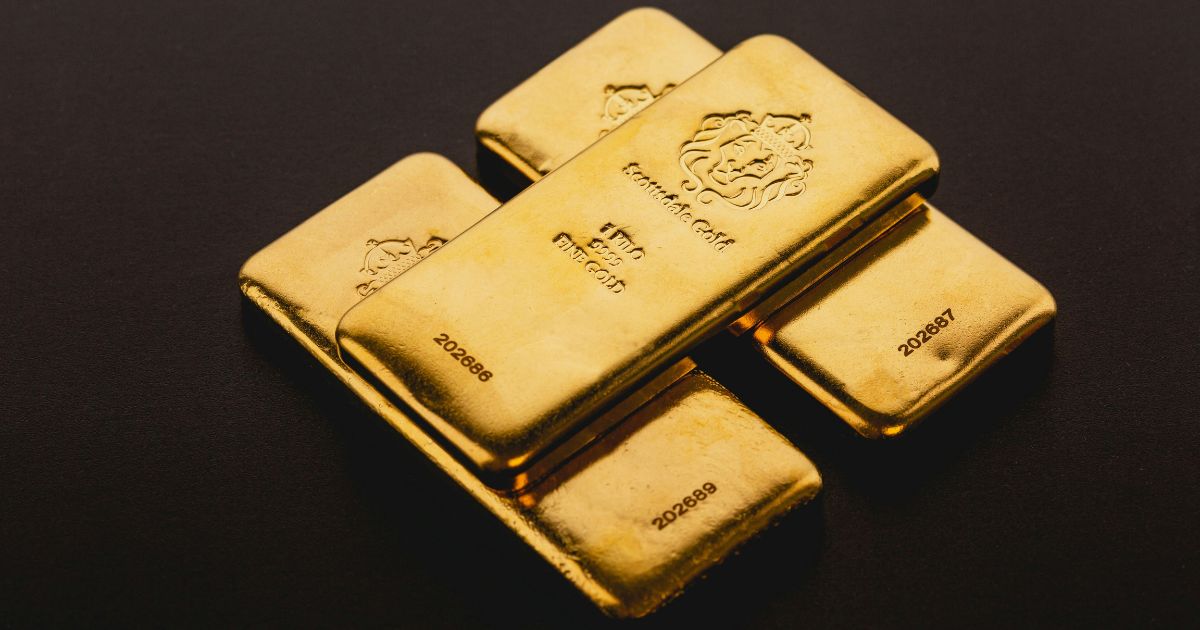 Oro: quotazioni verso i 3.000 Dollari? Le Grandi Banche Svelano le Loro Previsioni per il 2025