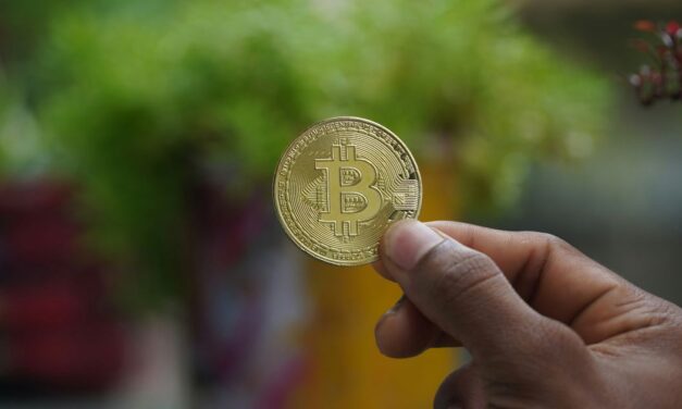 Quotazione Bitcoin a 100.000$: Svolta Decisiva o Altro Tentativo Fallito?